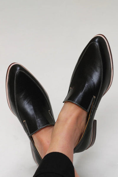 Cynthia - Elegant Minimalist Loafers