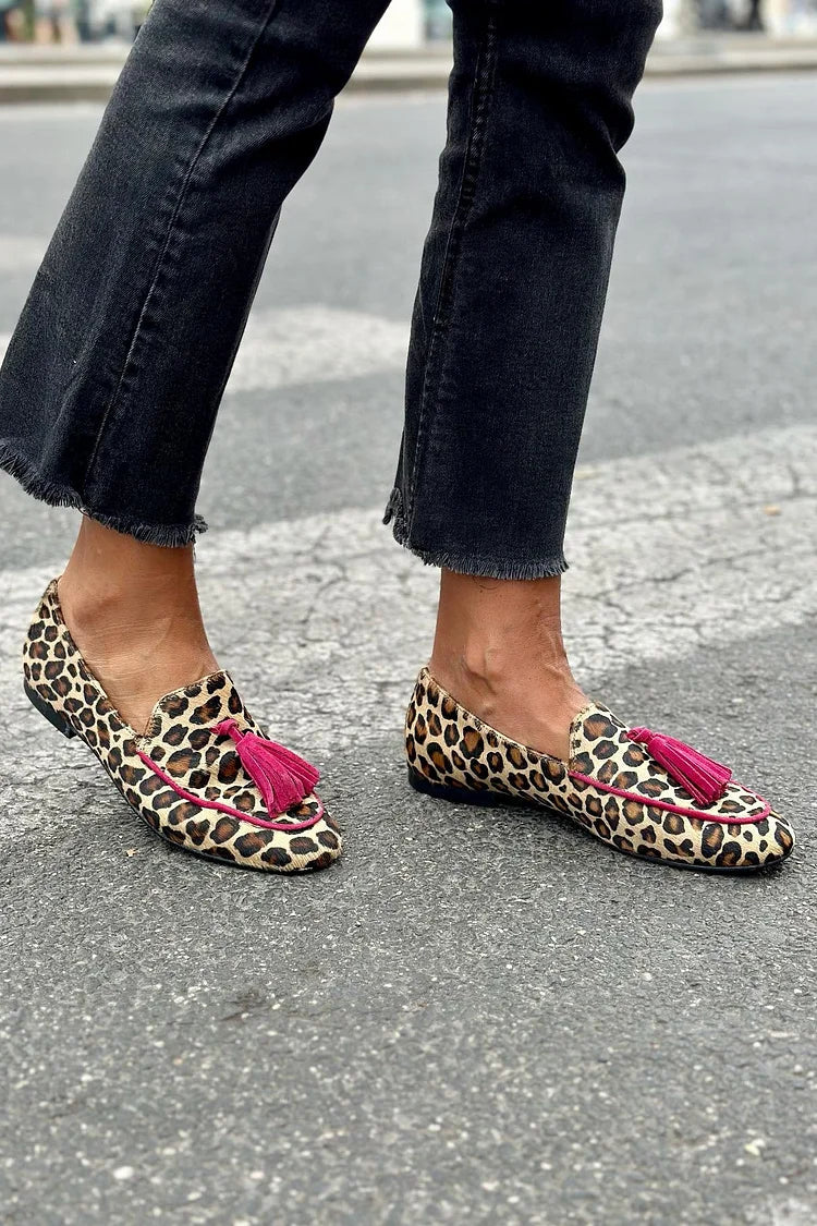Edith - Animal Print Loafer With Fuchsia Fringes