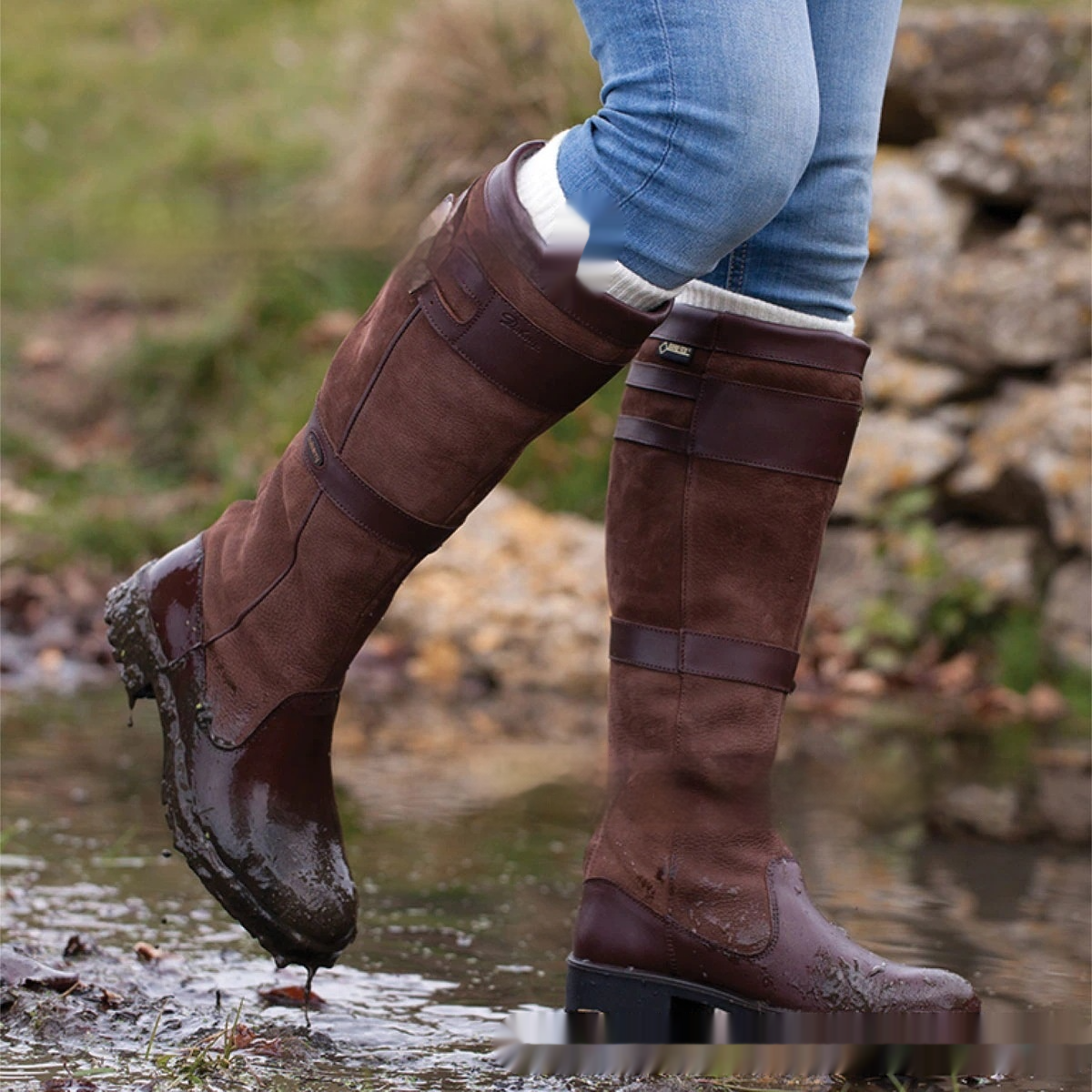 Mona - Waterproof outdoor boots with high shaft and buckles - leather rain boots for women