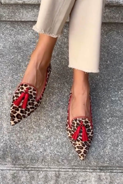 Daphne - Pointed Loafer With Red Tassels