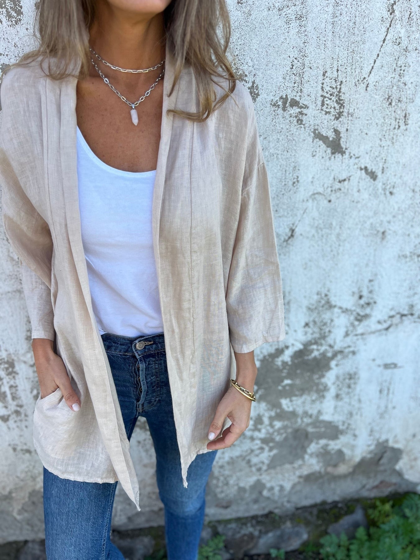 Sofie - Linen cardigan with ruffles