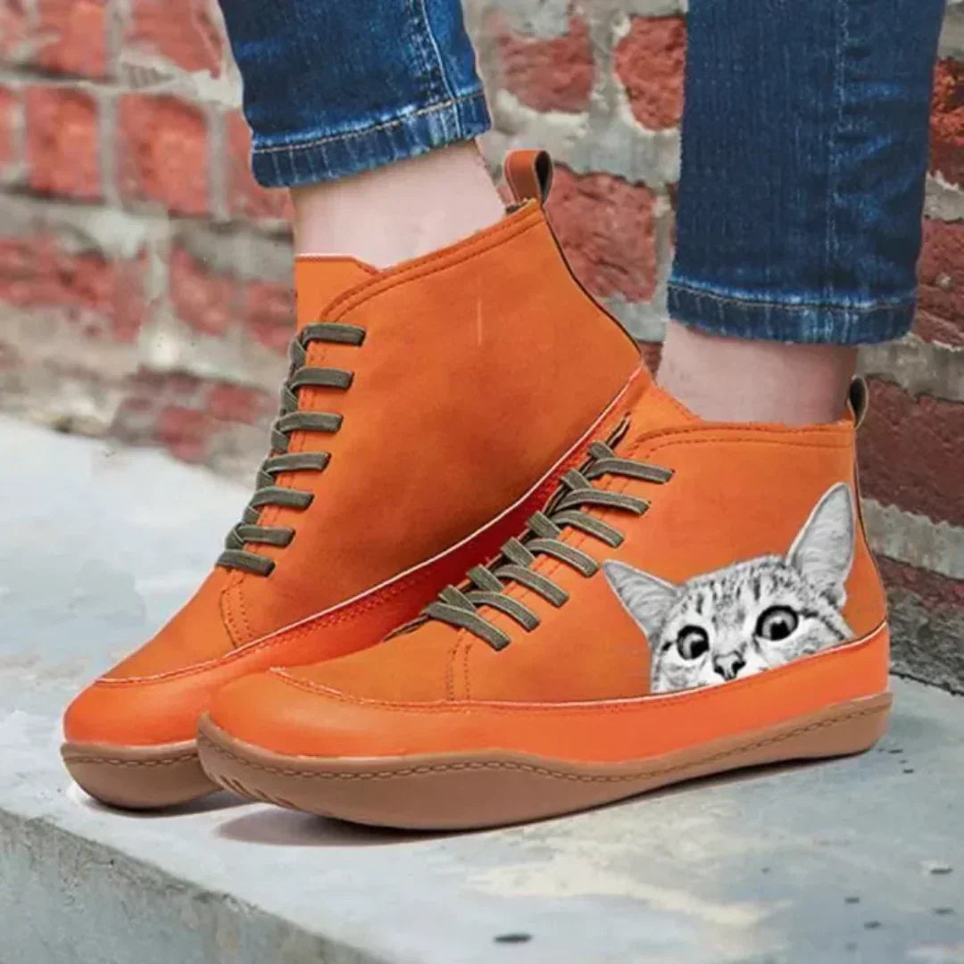 Savrani - Leather ankle boots for cat lovers