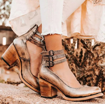 Izzy - Leather Pumps