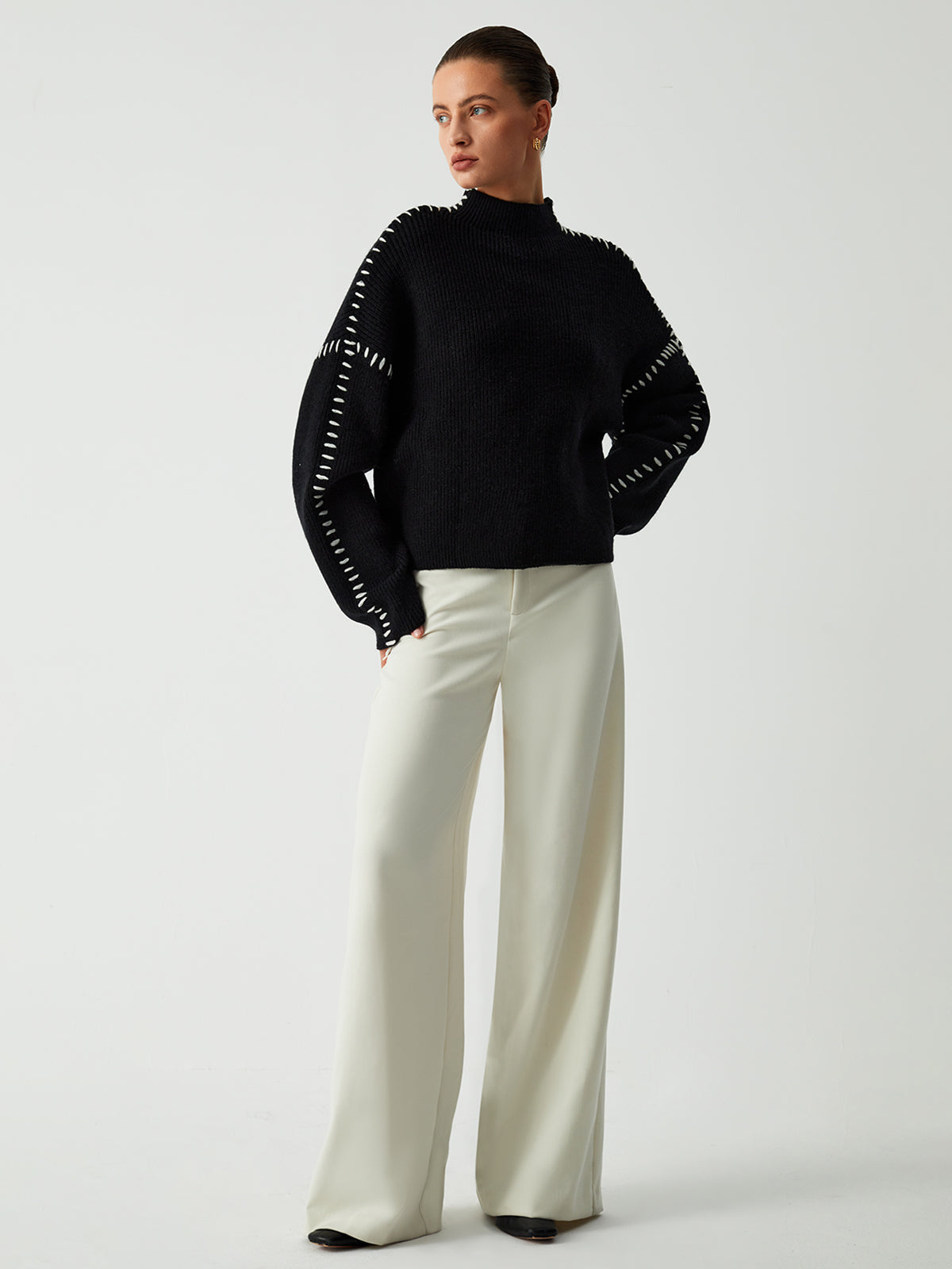 Alma - Oversized turtleneck sweater with delicate details