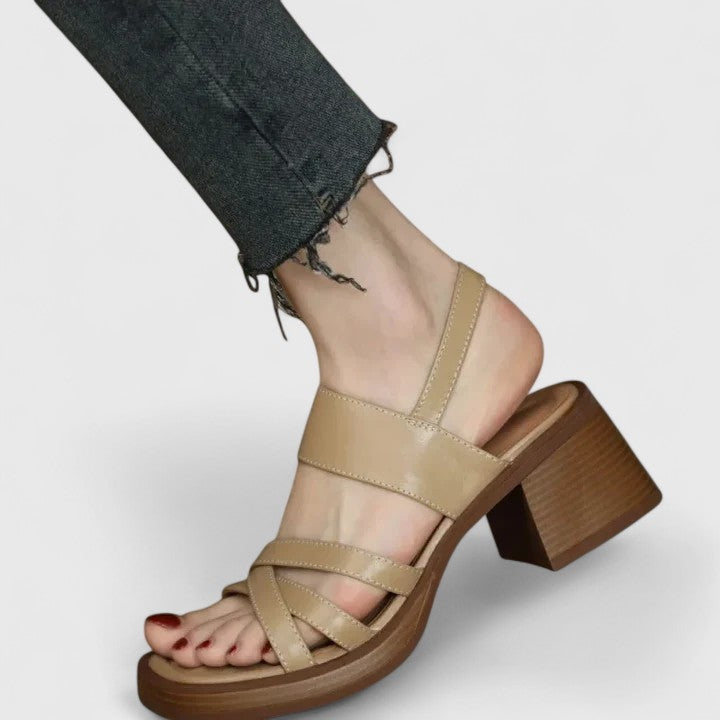Leah - Elegant Crisscross Sandals