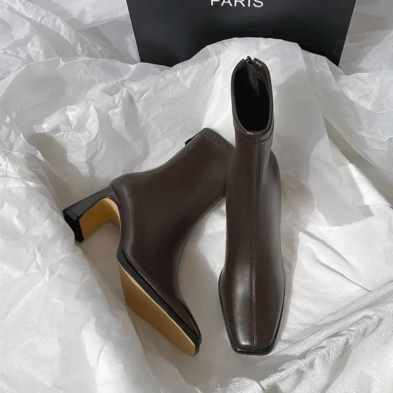 Chane - Fashionable Ankle Boots