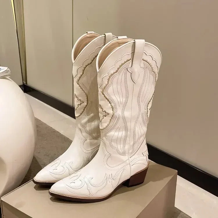 Dion - Vintage Embroidered Cowboy Boots
