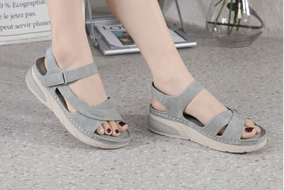 Helga - Orthopedic Sandals