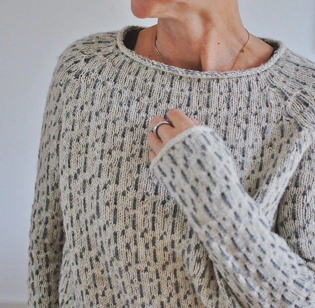 Victoria - Elegant gray sweater with boat neckline