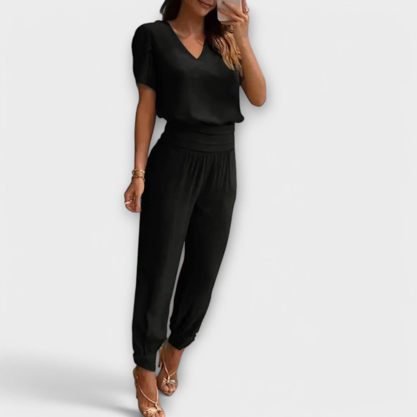 Irmelin – Elegant Set with Top and Pants