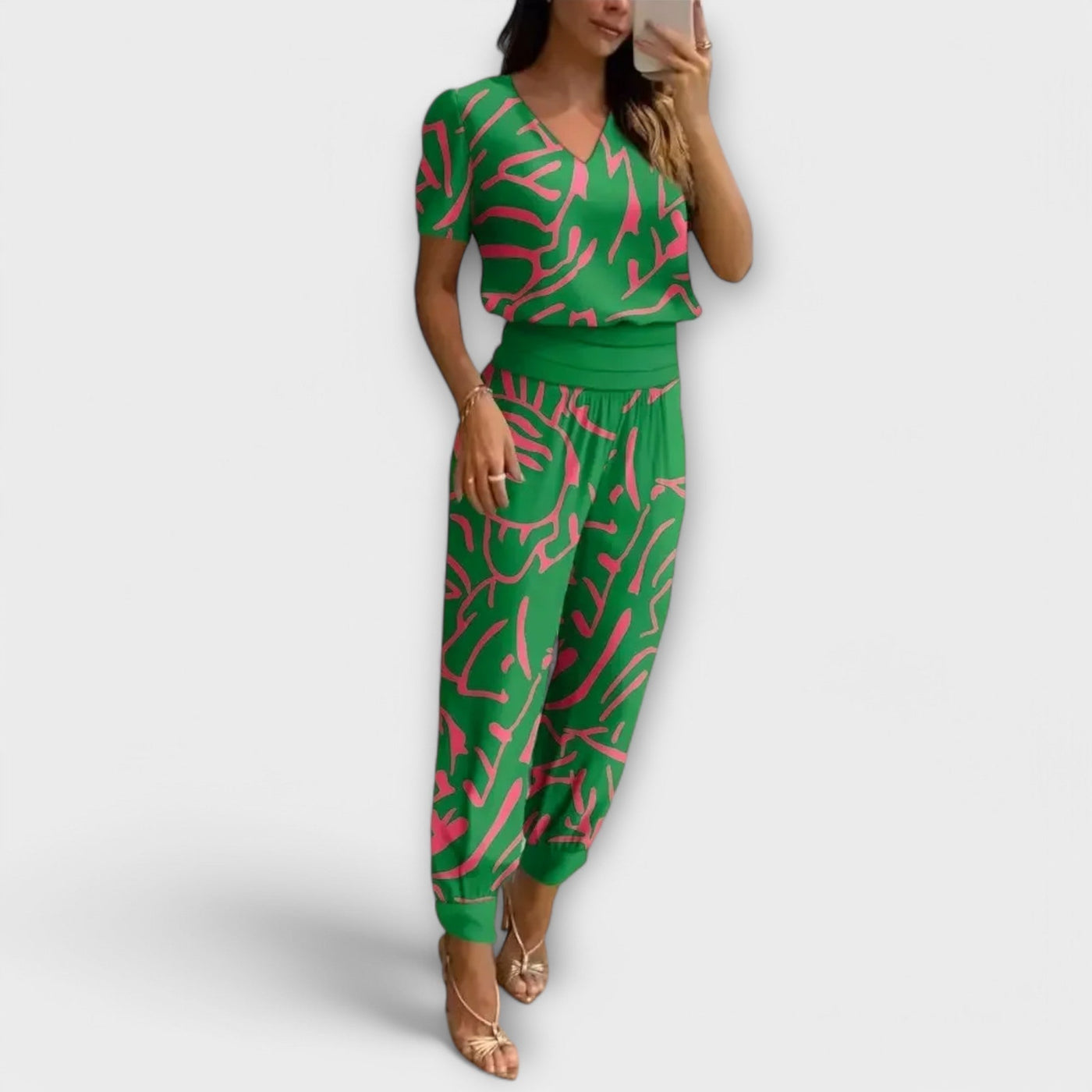 Irmelin – Elegant Set with Top and Pants