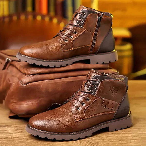 Jethro - Lace-up Boots in Durable Leather