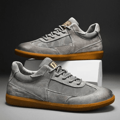 Endura Genuine Leather Sneaker